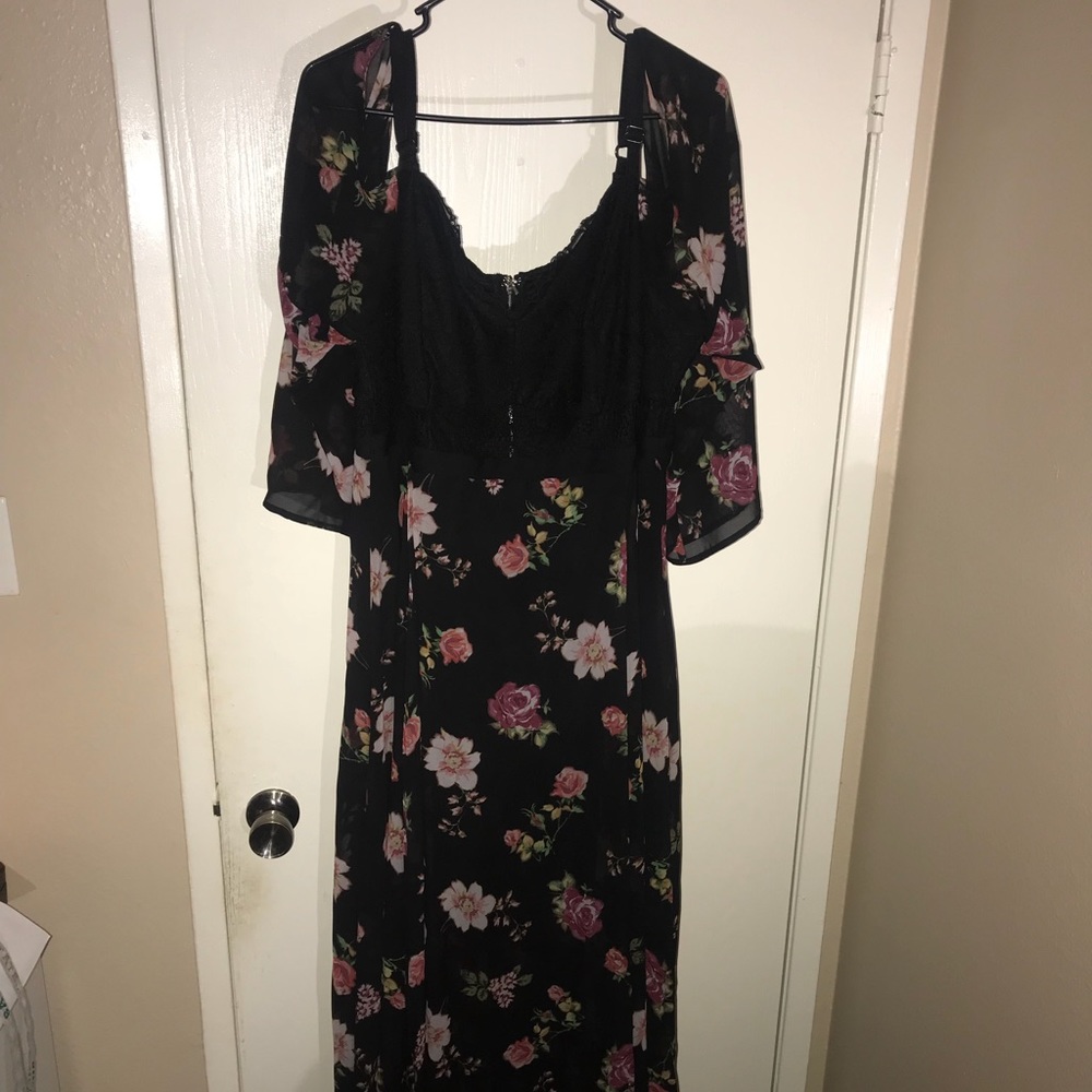 Long Floral Dress (Plus Size semi-formal)